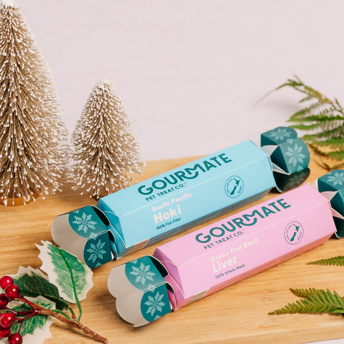 Gourmate Christmas Crackers